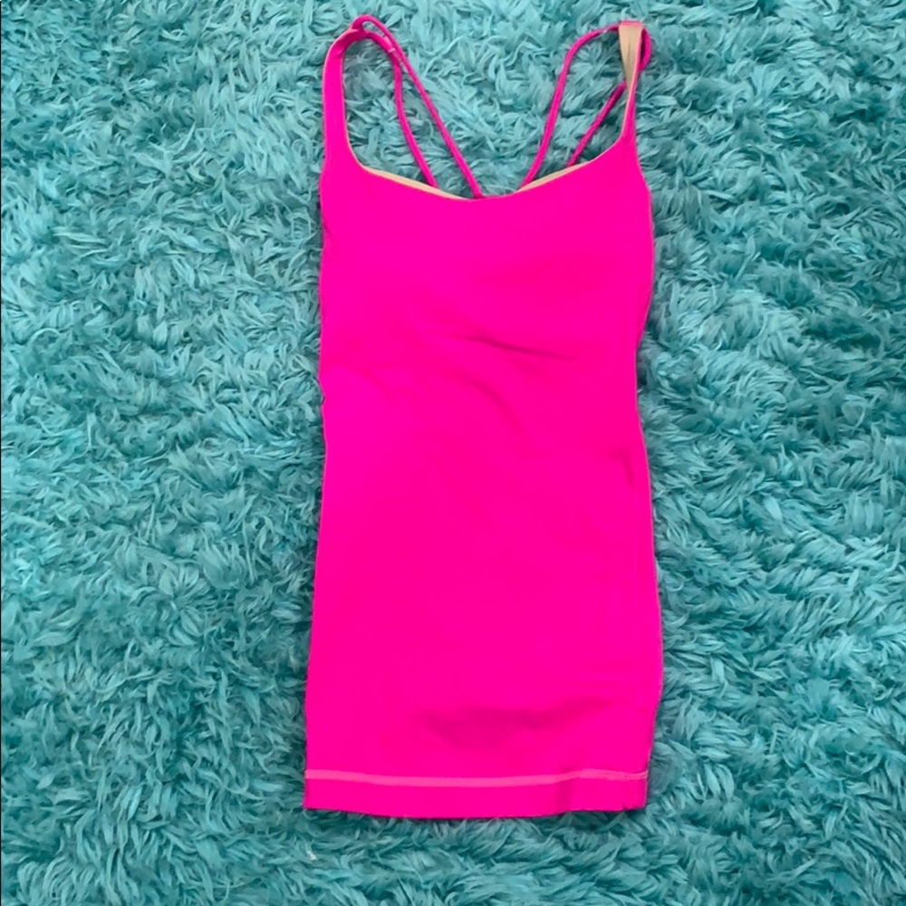 Lululemon workout top